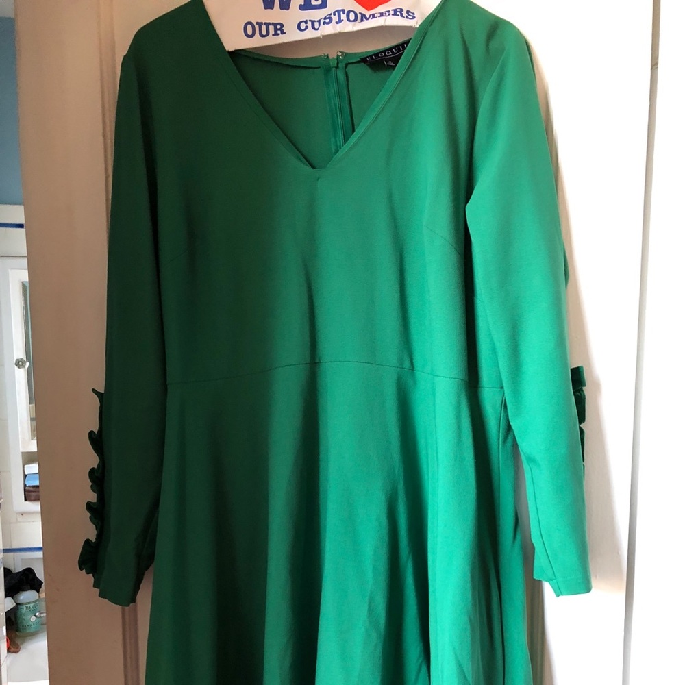 ELOQUII Green Fit and Flare Ruffle Dress Sz 18